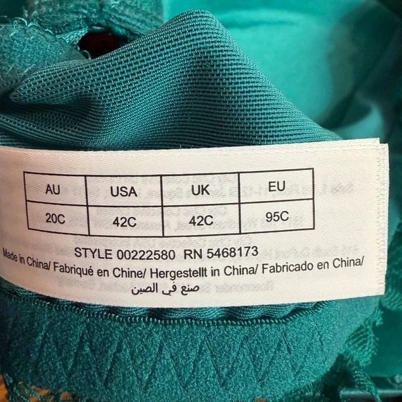 Elegant Emerald green Lace Trim Bra Ladies Size 42C NEW - Picture 8 of 10